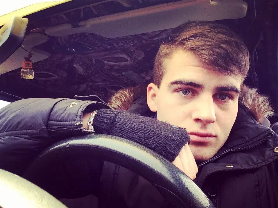  --,   , 25 ,   