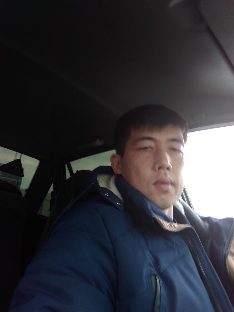  15077671  Denis, 40 ,    