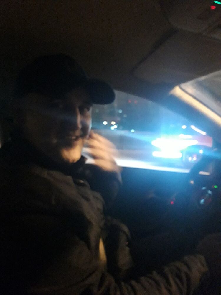  18545621  Farhod, 45 ,    