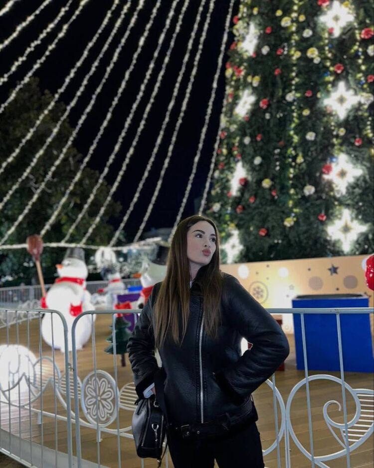  54652161  , 24 ,    -