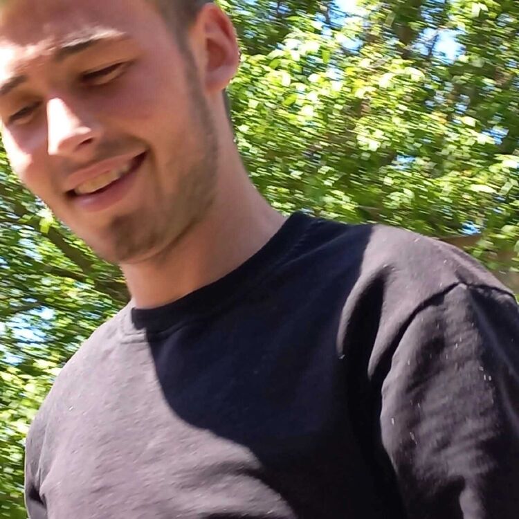  43130331  , 23 ,    