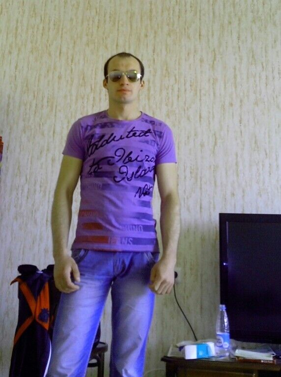  5643551  , 32 ,    
