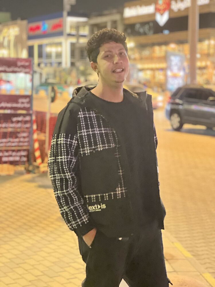  ,   , 28 ,   ,   
