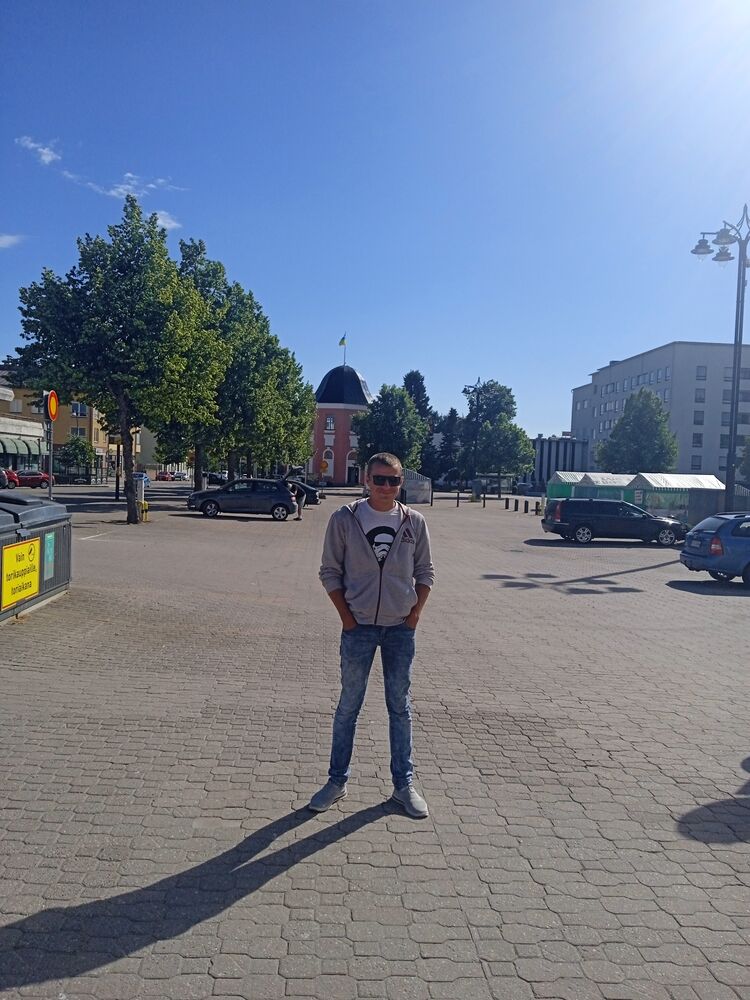  AEkaeslompolo,   Misha, 31 ,   ,   , 