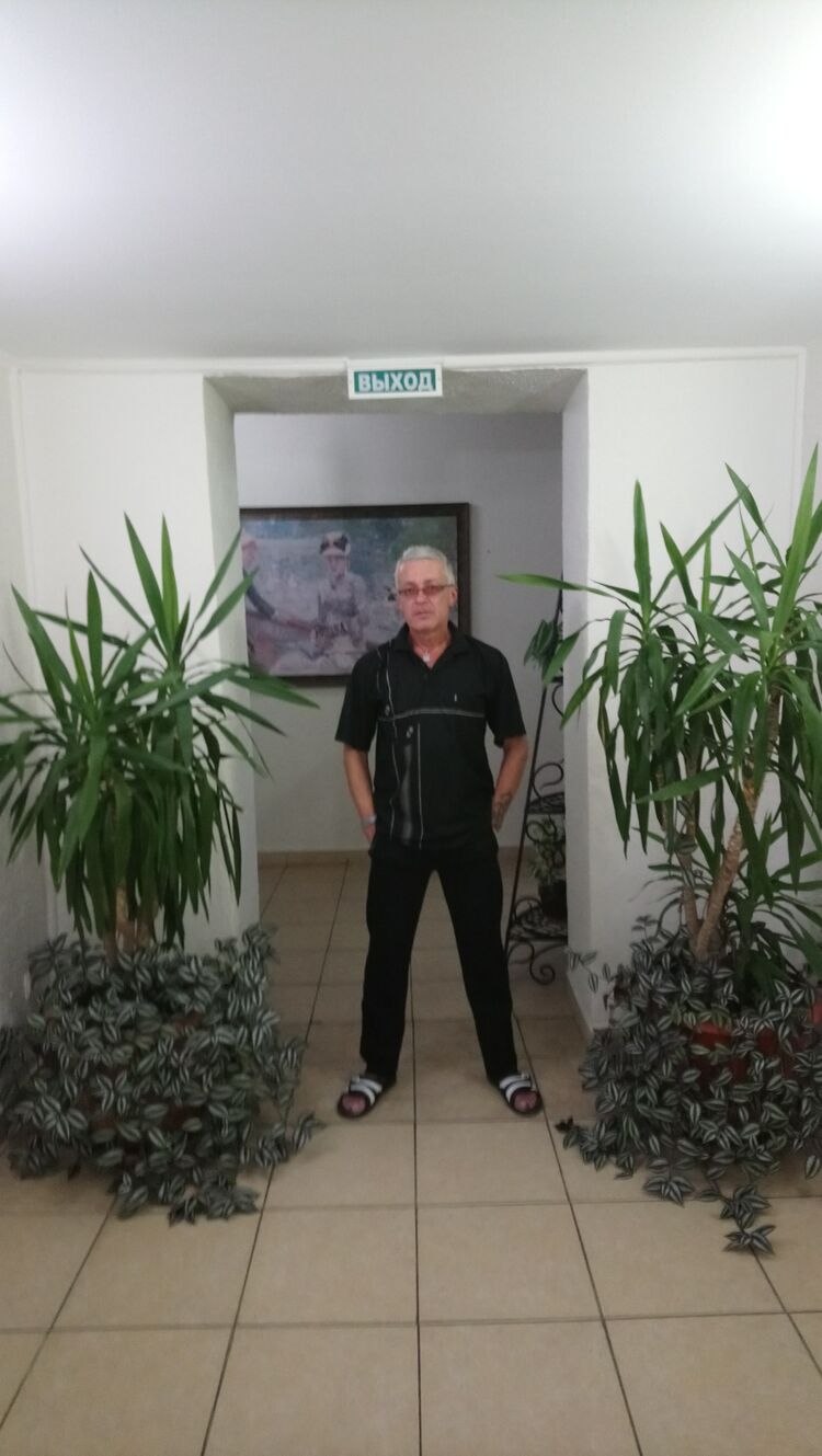  46588431  , 54 ,    
