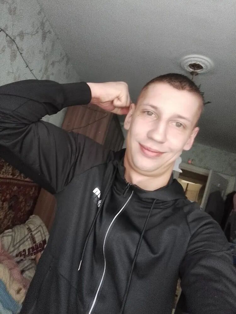  42838681  , 34 ,    
