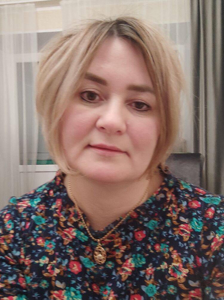  51715641  Lyaysan, 47 ,    
