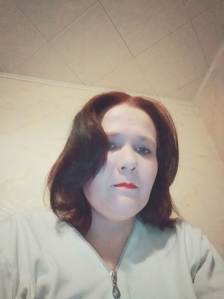  17905811  Tatiana, 44 ,    