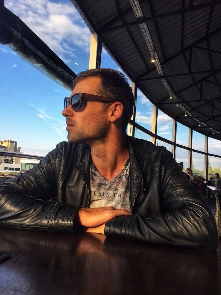 ���� 15160851 ������� �����, 39 ���, ���� ���������� � ������������