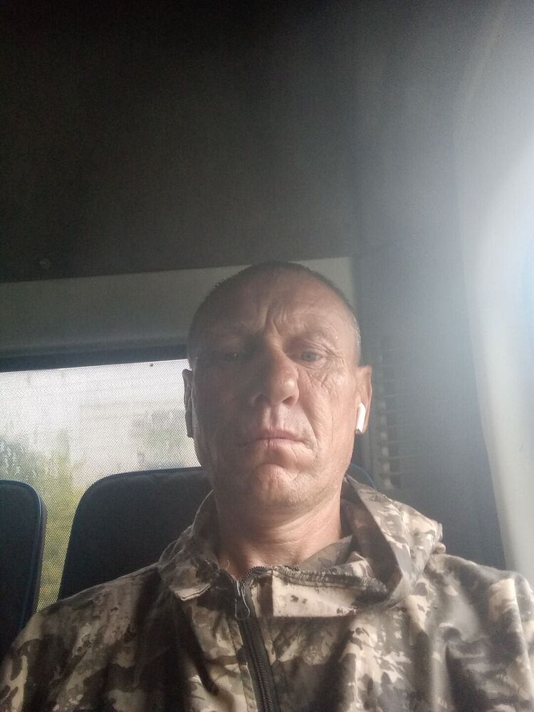  46959351  , 47 ,    