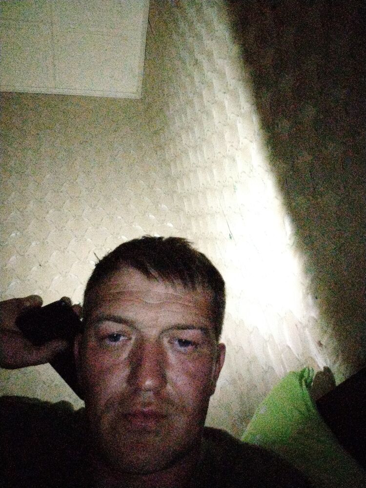  37121851  , 40 ,    