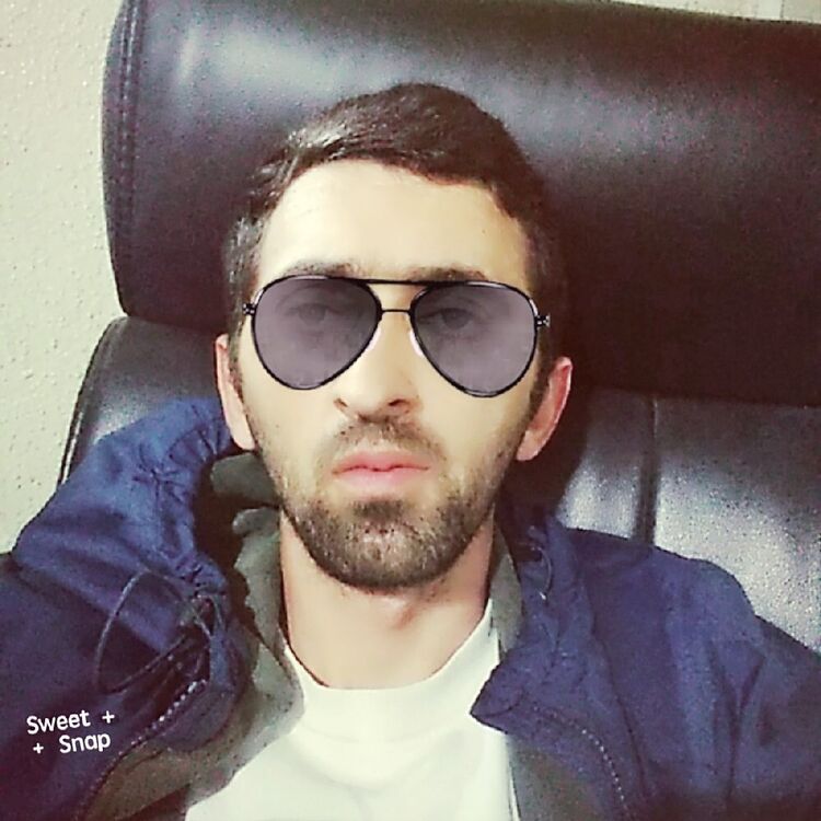  24588341  Andro, 37 ,    
