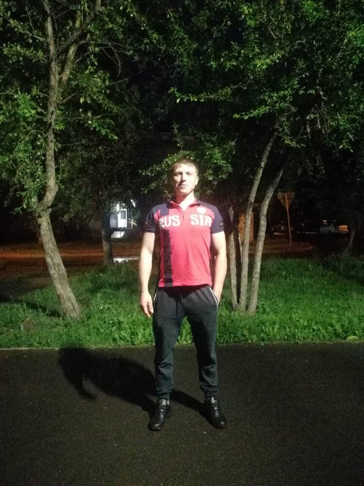  27324161  Vladimir, 39 ,    