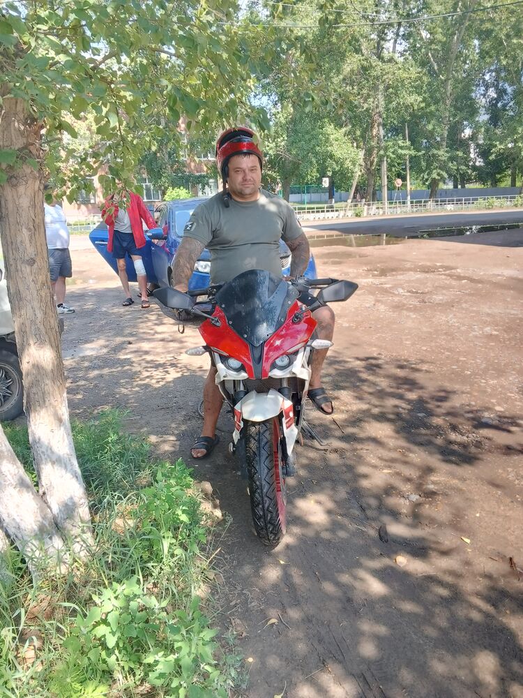  48566261  , 40 ,    