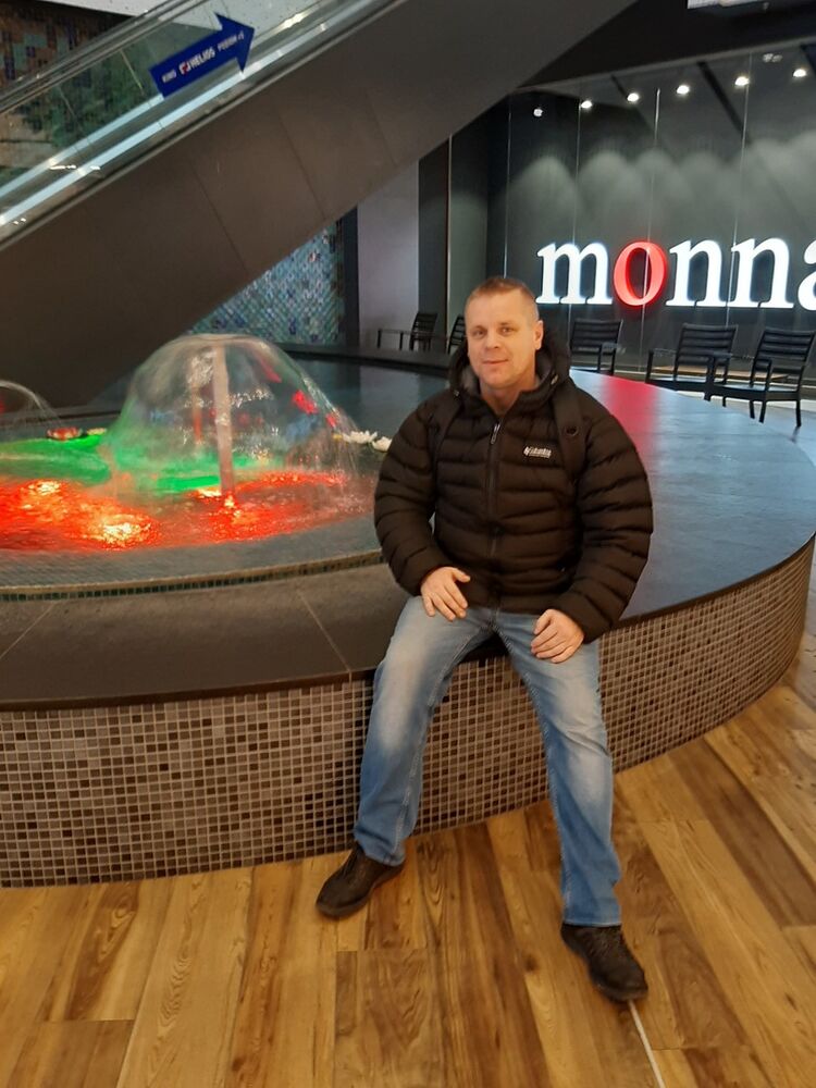  18862091  Dmitriy, 43 ,    