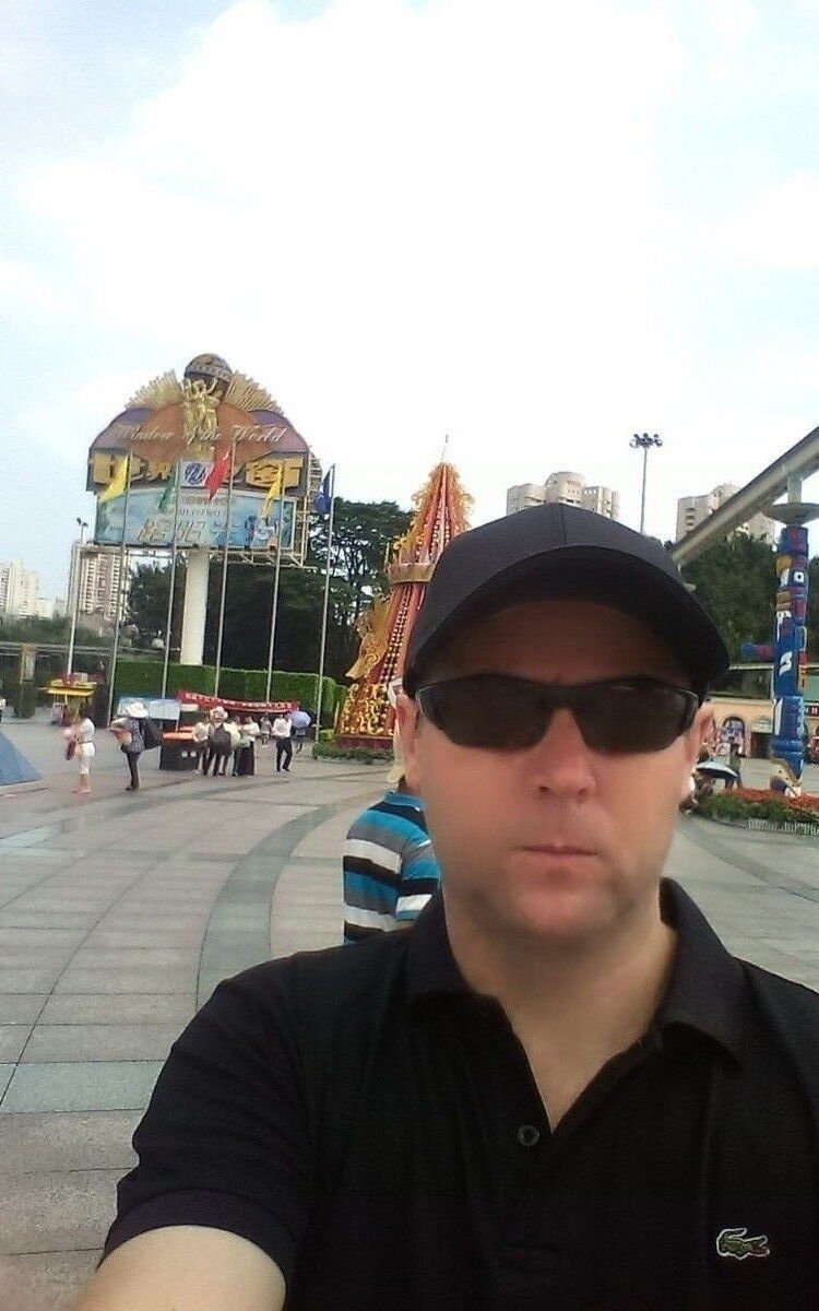  14624011  Mikhail, 45 ,    