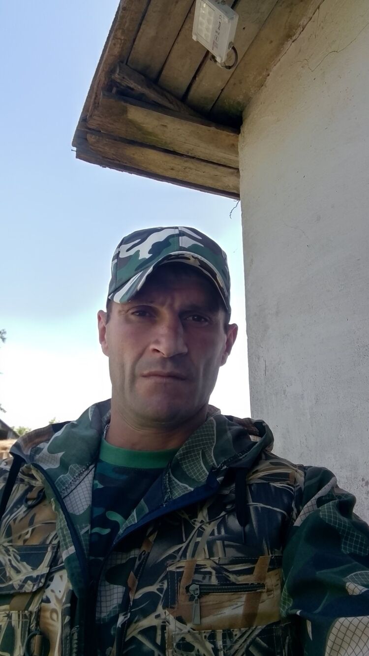  44388291  Nikolai, 39 ,    