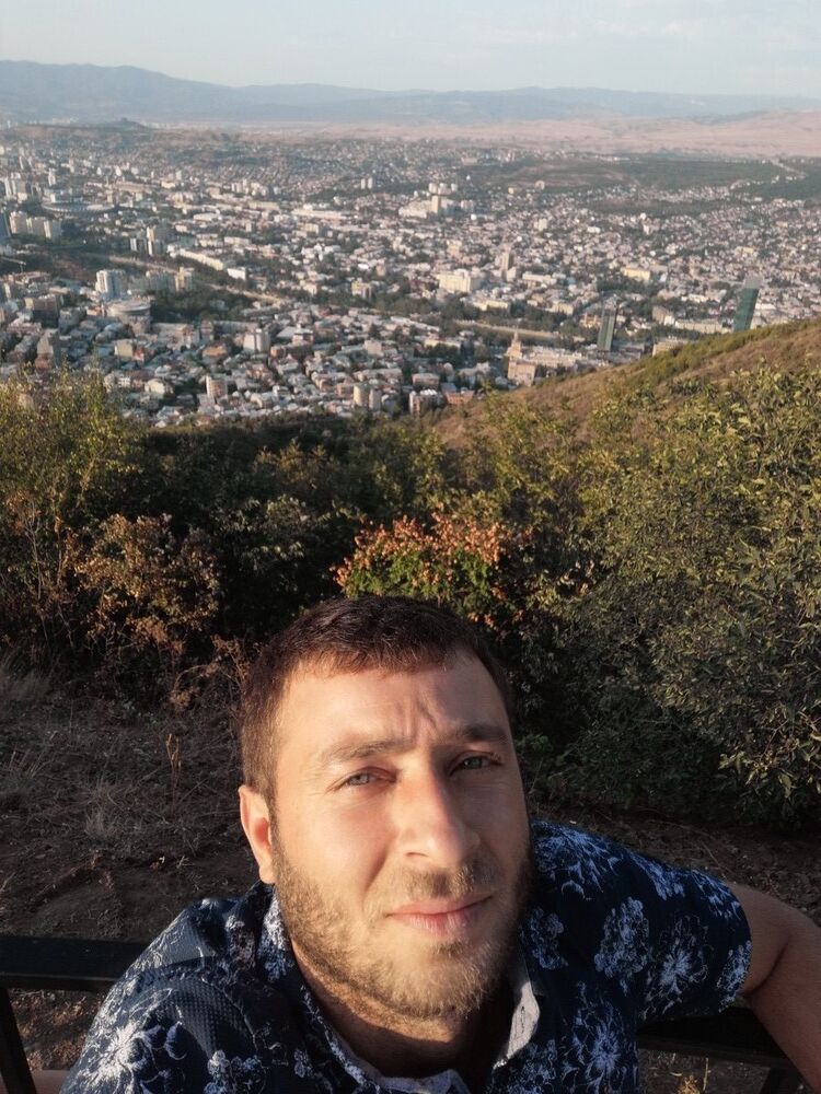  ,   Eduard, 36 ,   , 