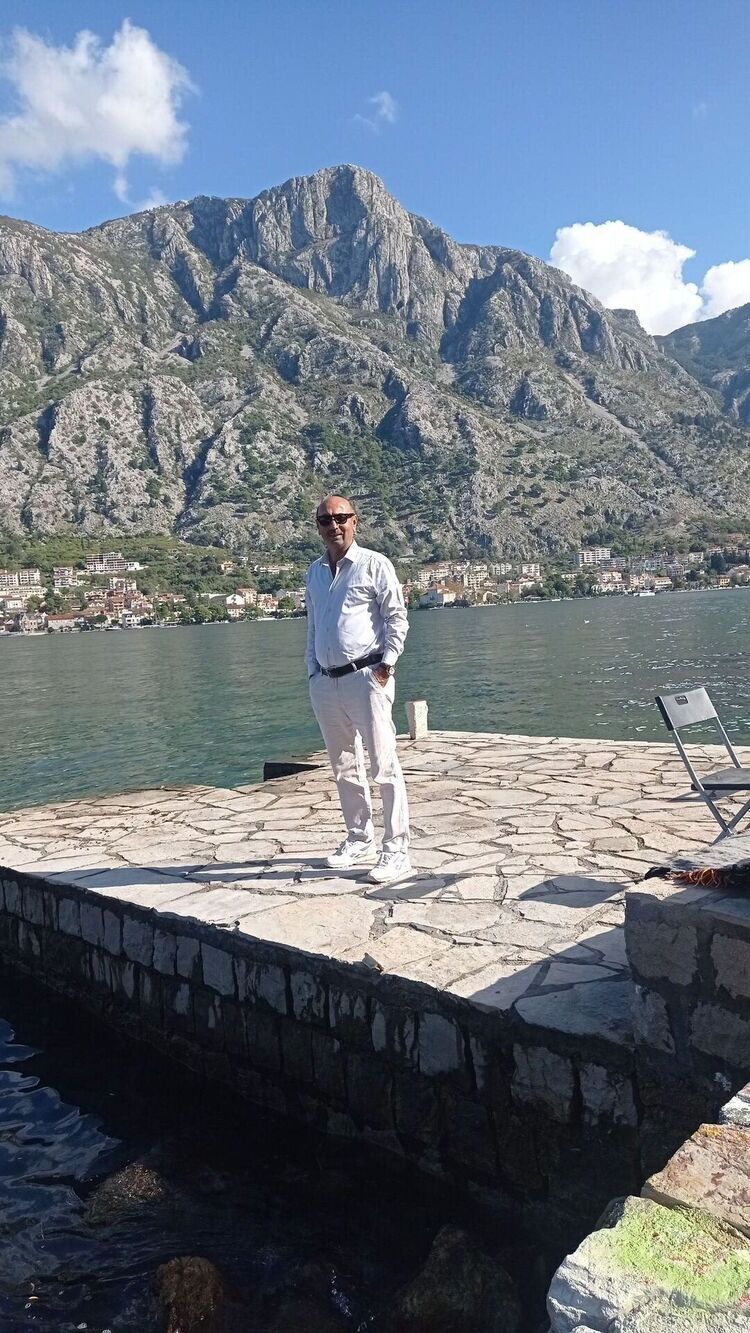 ,   Aydin, 49 ,   ,   