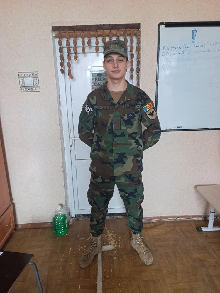  ,   Alexei, 19 ,   ,   , c , 