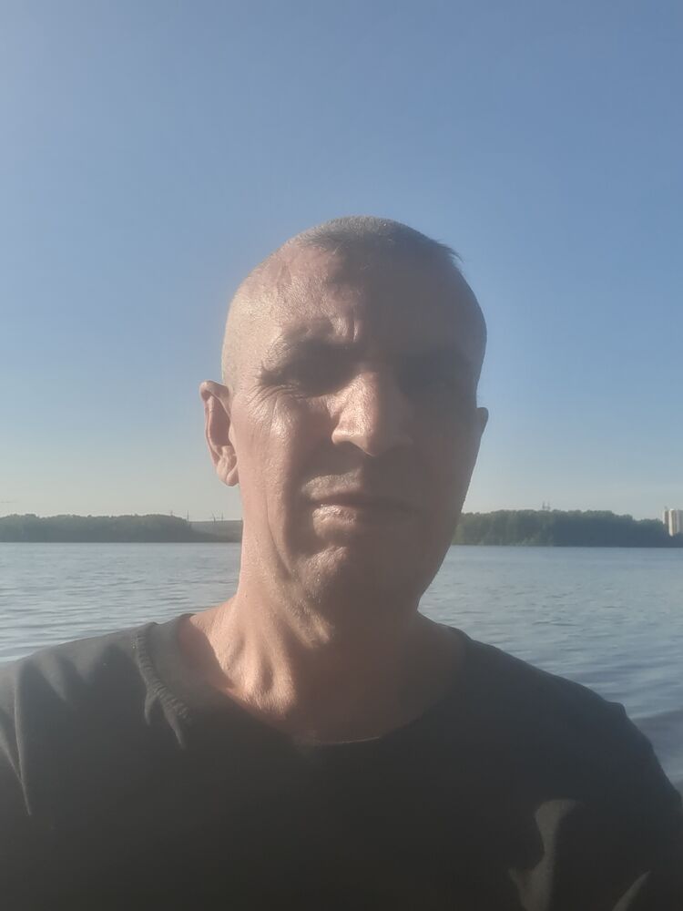  52797611  , 46 ,    