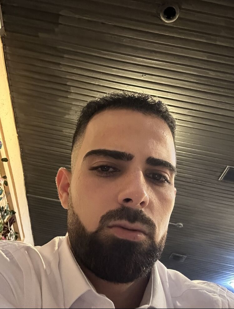  ,   Seymur, 33 ,   ,   , 