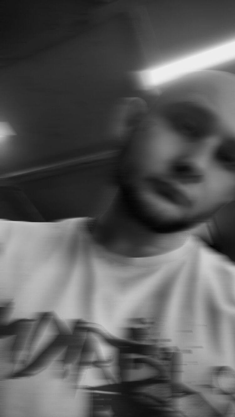  39097121  Vsevolod, 26 ,    