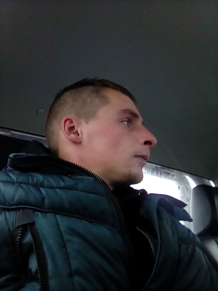  10659401  Cergei, 30 ,     