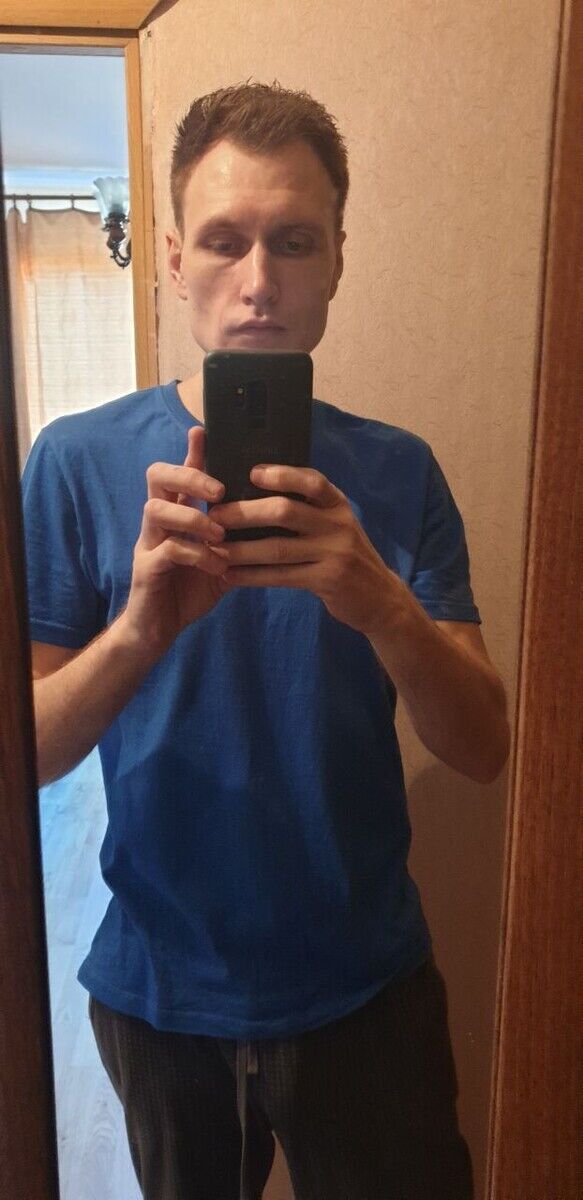  21704631  , 40 ,    