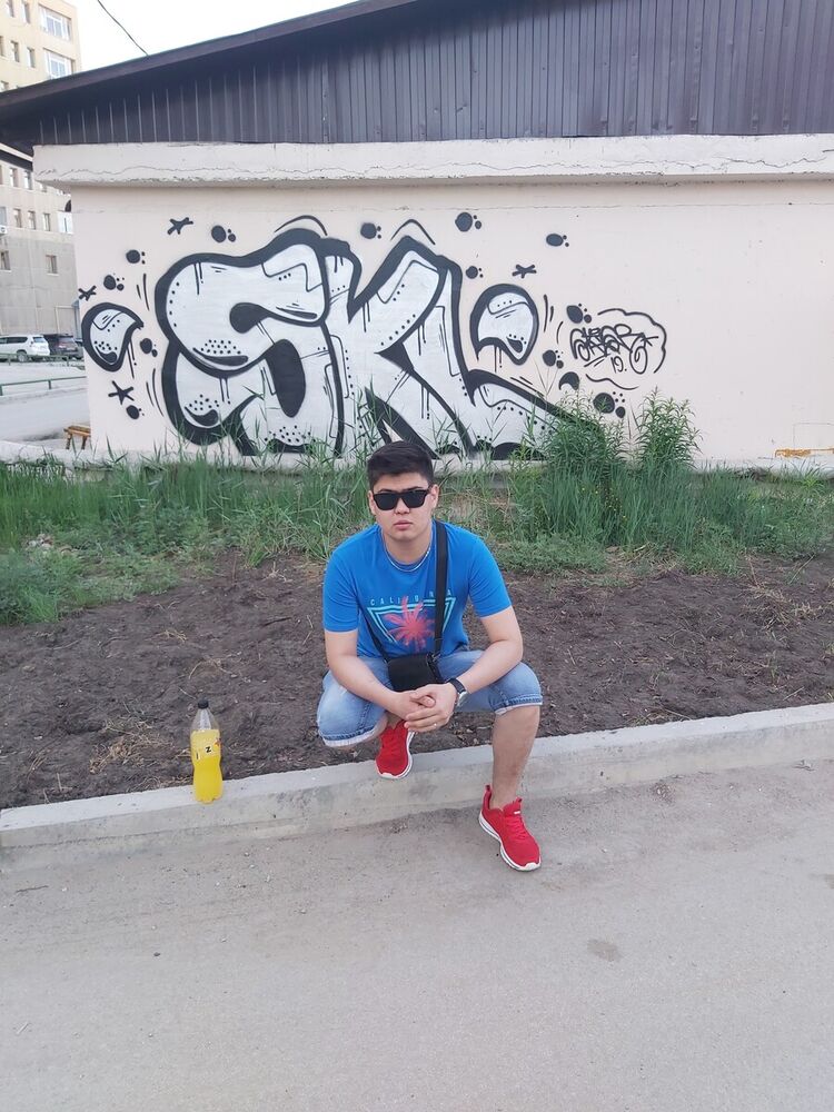  ,   Adil, 25 ,   ,   , c 