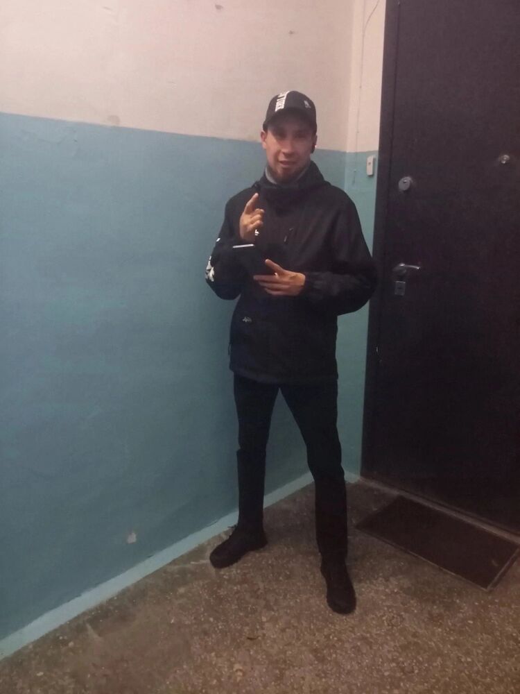  48273511  , 32 ,    