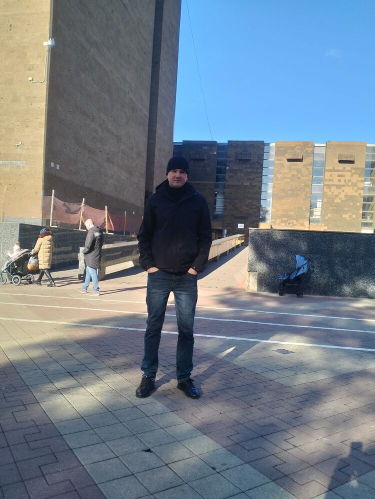  50519001  Ivan, 34 ,    --