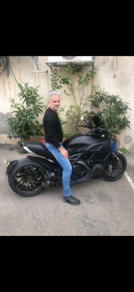  34398461  Moshe, 61 ,    