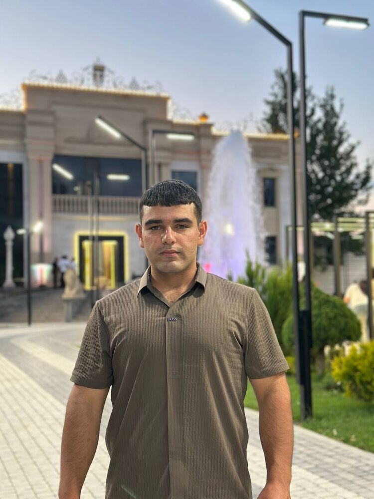  ,   Vahan, 24 ,   ,   , c , 