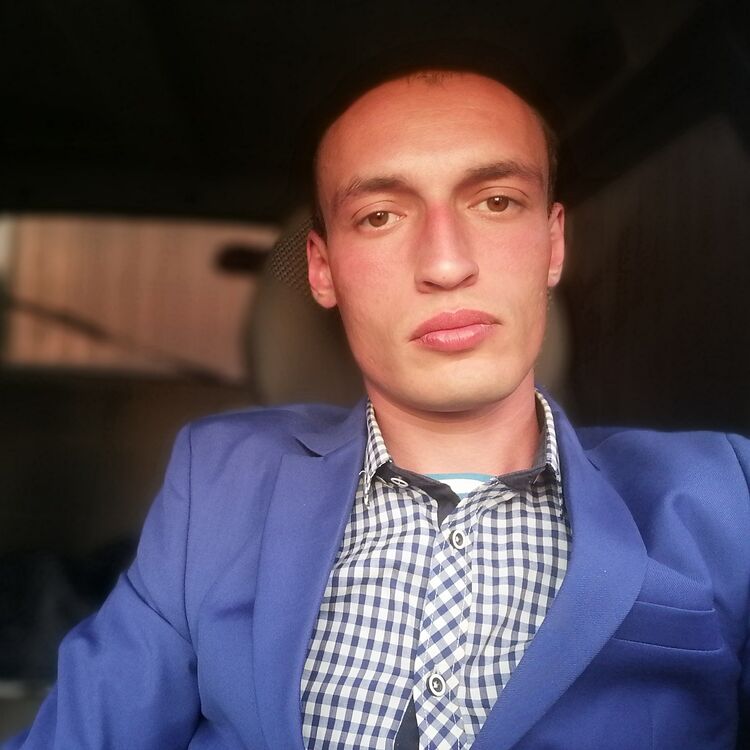  ,   Ali, 28 ,   ,   