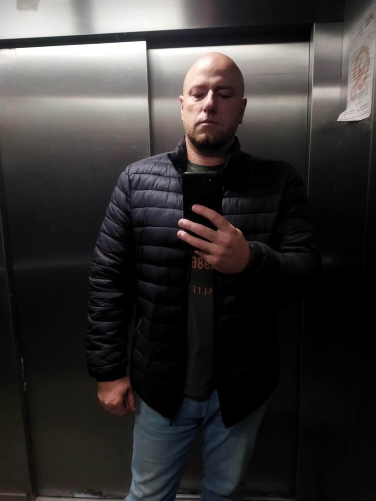  52612191  Nikolay, 35 ,    