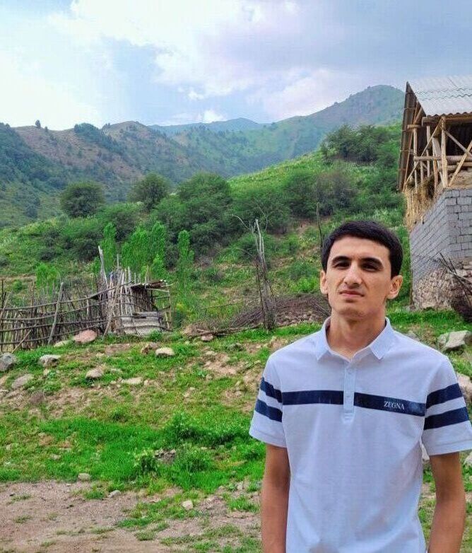  ,   Ganievv, 25 ,   ,   , c , 