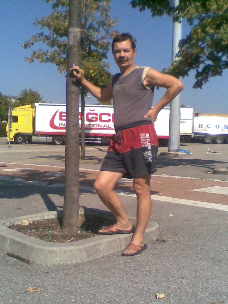  ,   Viktor, 67 ,     , c 
