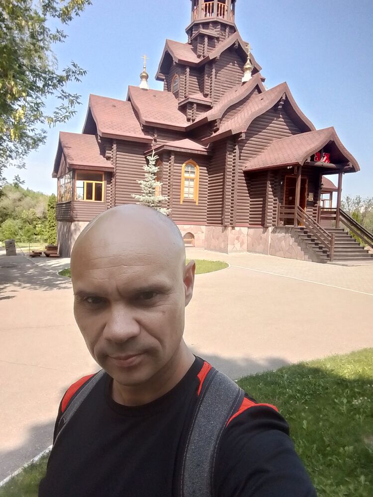  54150981  Leontij, 41 ,    