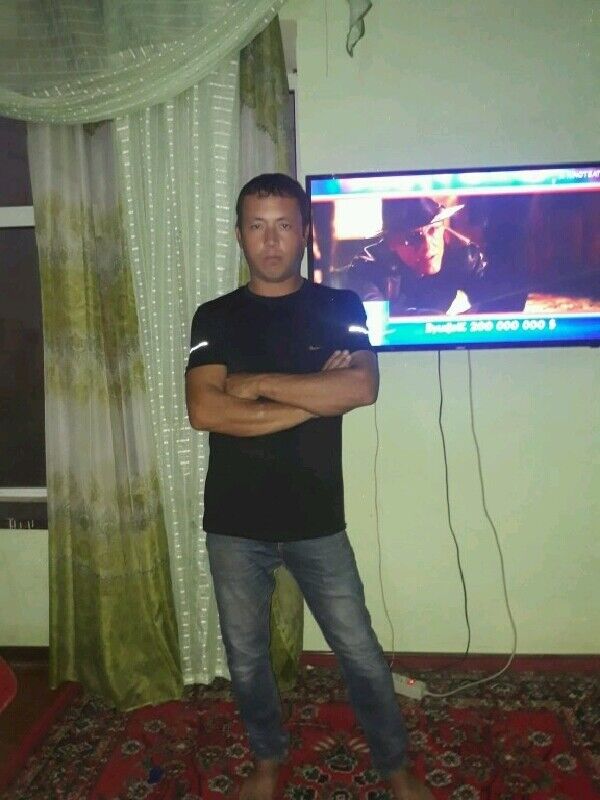  ,   Rustam, 40 ,   ,   , c 