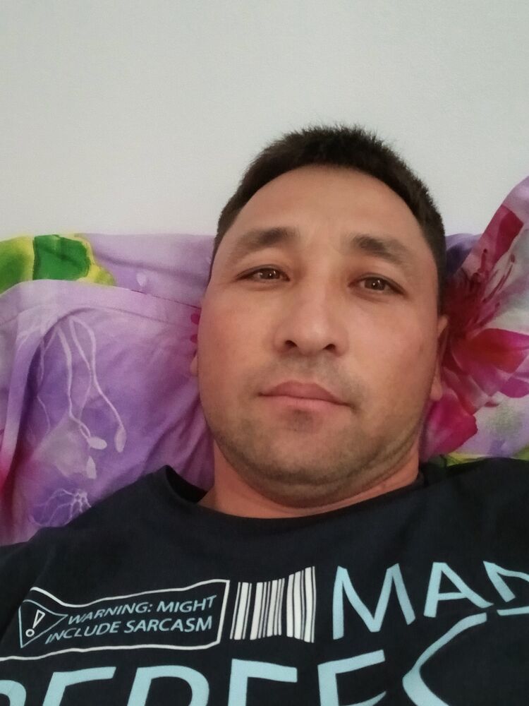  44285211  Temur, 38 ,    