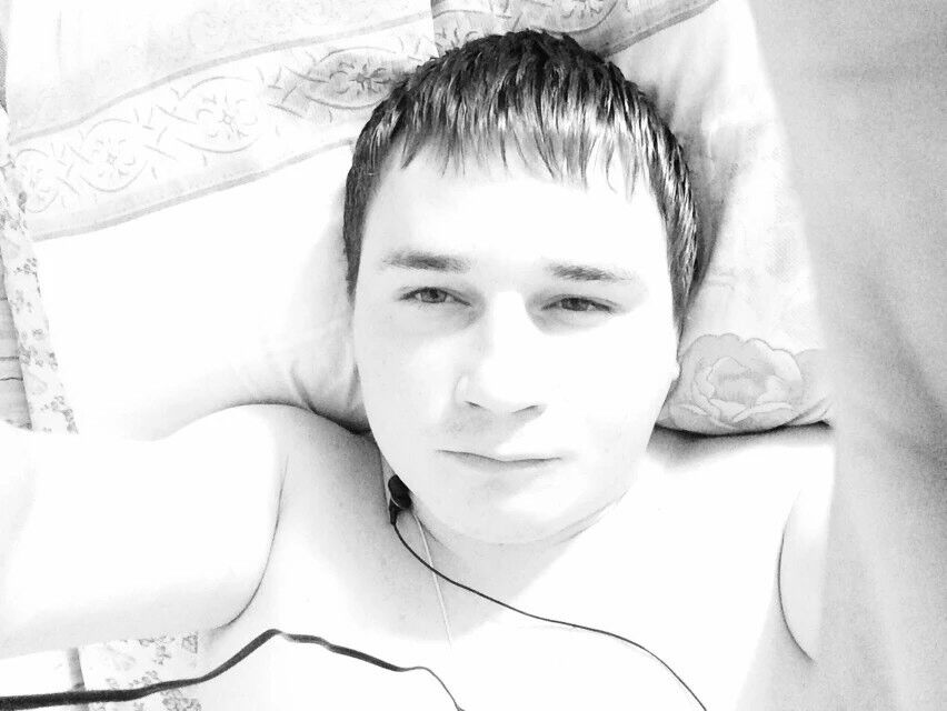  10171441  Mikail, 35 ,    