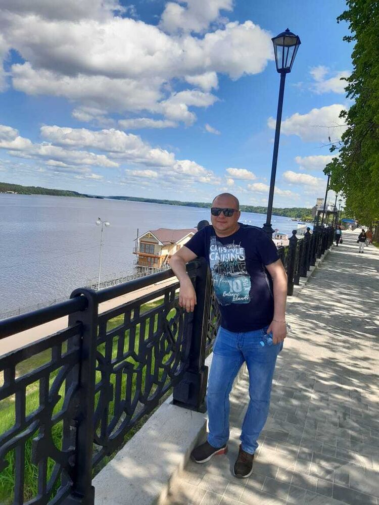  ,   Ilya, 38 ,   ,   , c , 