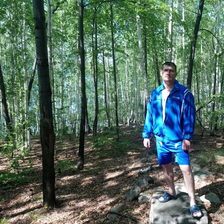  17989481  Oleg, 44 ,    