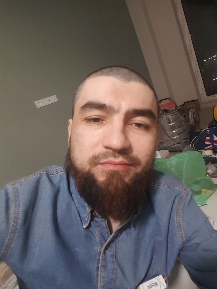  42228611  , 34 ,    
