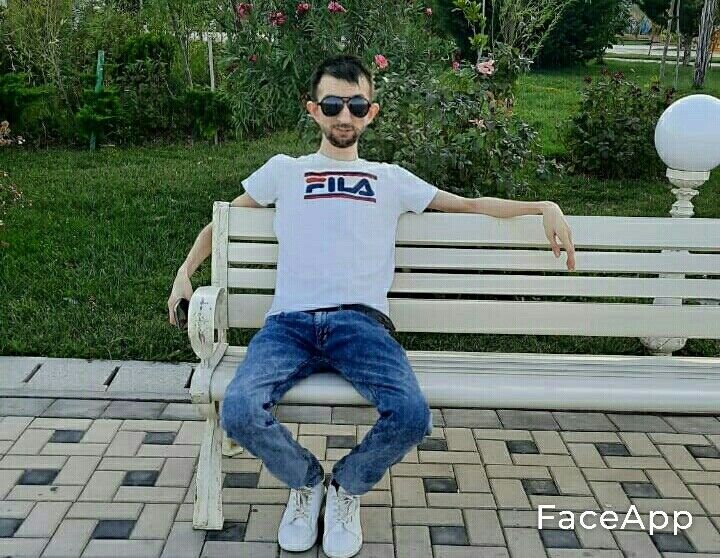  21082391  Elisqo, 23 ,    
