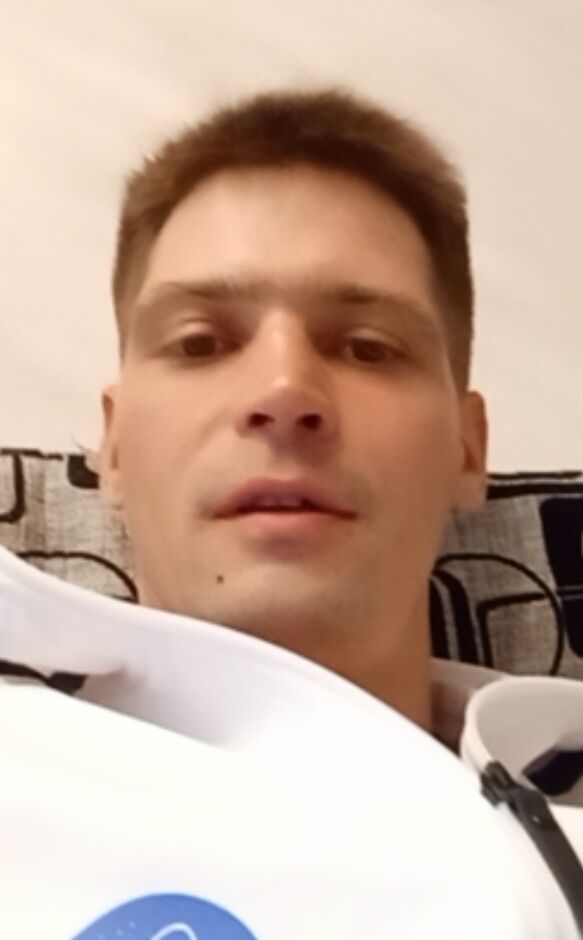  40418351  , 35 ,    