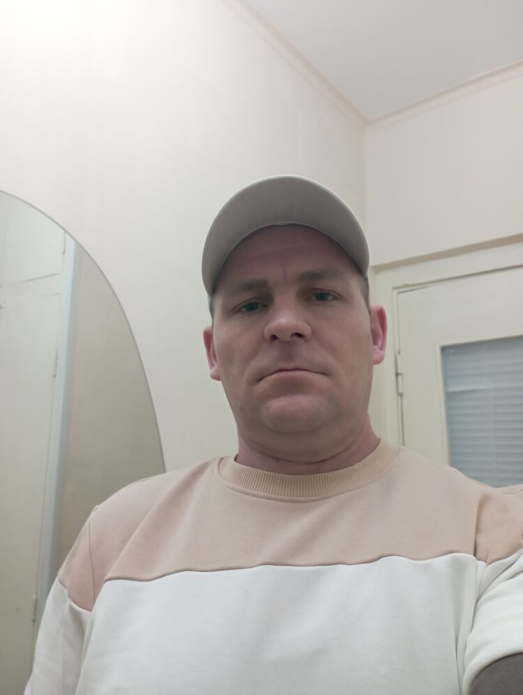  ,   Andrei, 42 ,   ,   