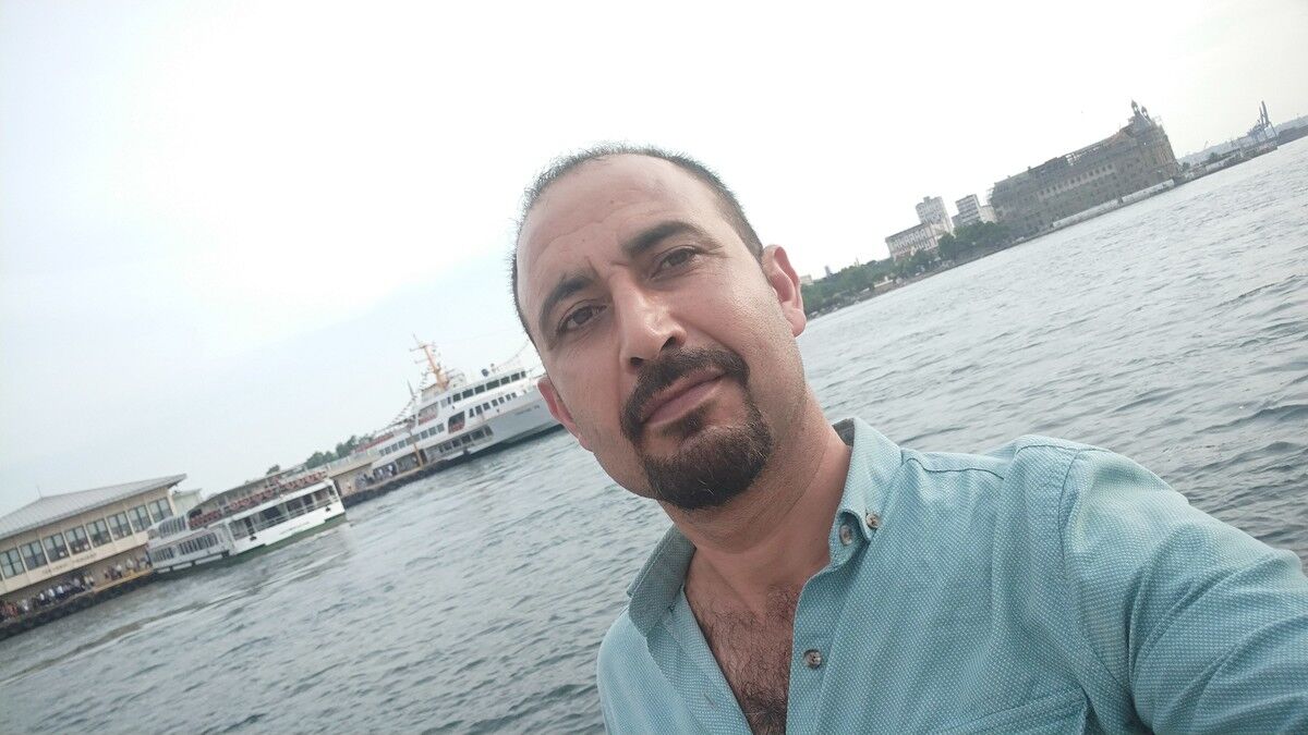  19697511  Kemal, 47 ,    