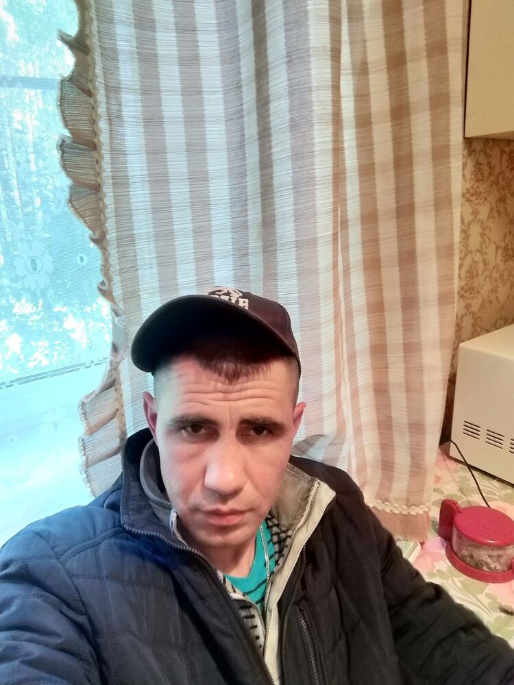  13204961  Aleksei, 45 ,    